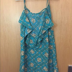 Open back blue dress!